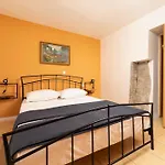 Πανσιόν Lorenzo In Klanice - Kvarner Region Dobrinj